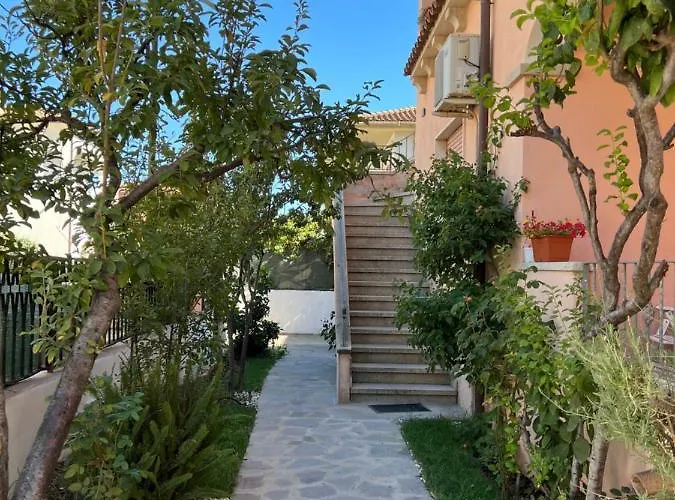 Simple And Very * Olbia